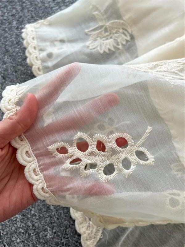 Elegant Vintage Lace Maxi Dresses for Women V Neck Embroidery Loose Fit Beach Holiday Dress with Sash